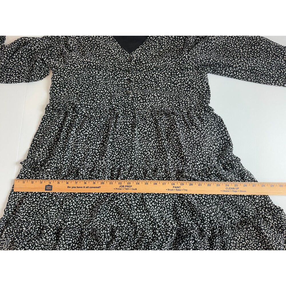 Jodifl Women's Long Sleeve Tiered Cheetah Print Dress Black White Size S - Picture 9 of 12